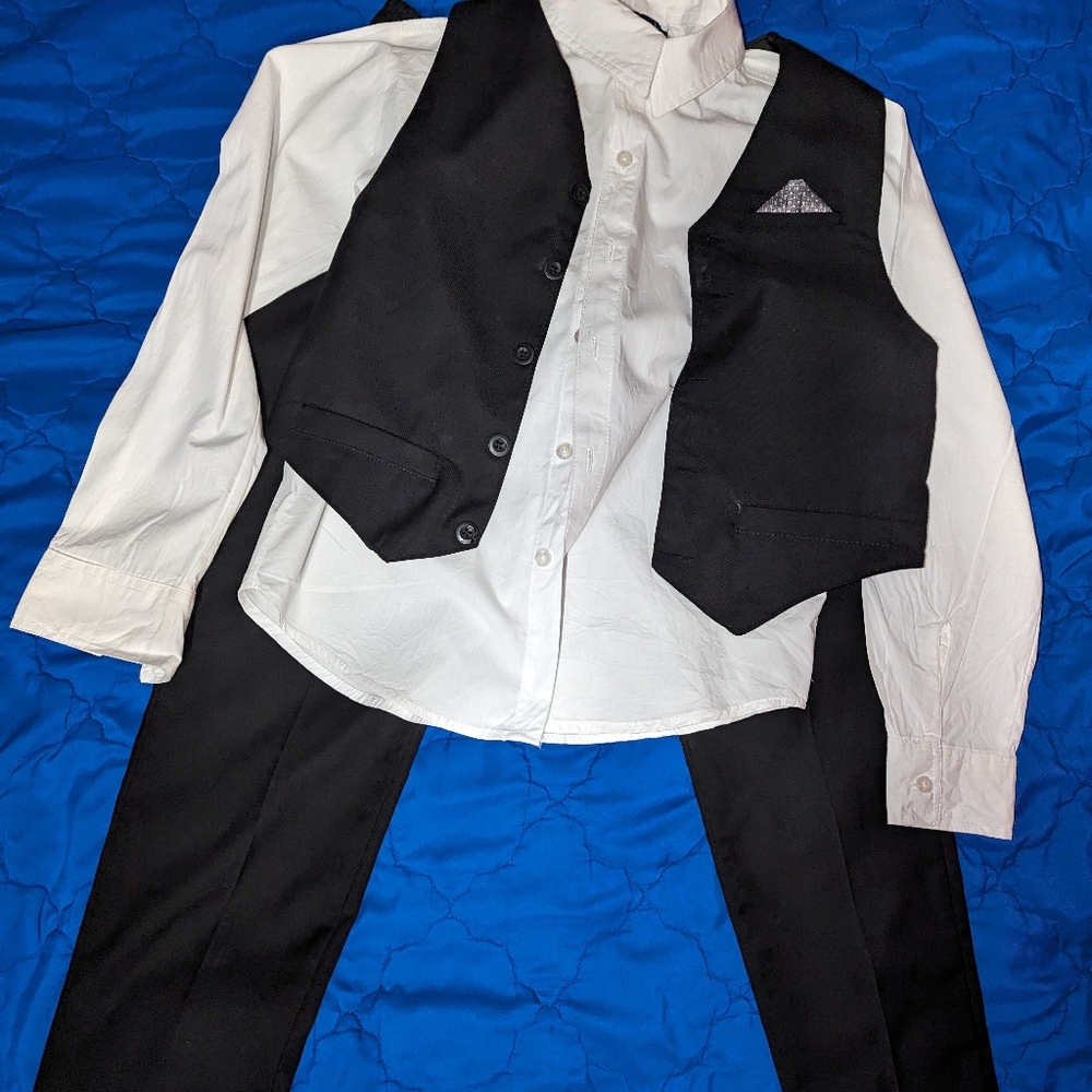 Size 12 suit big boy